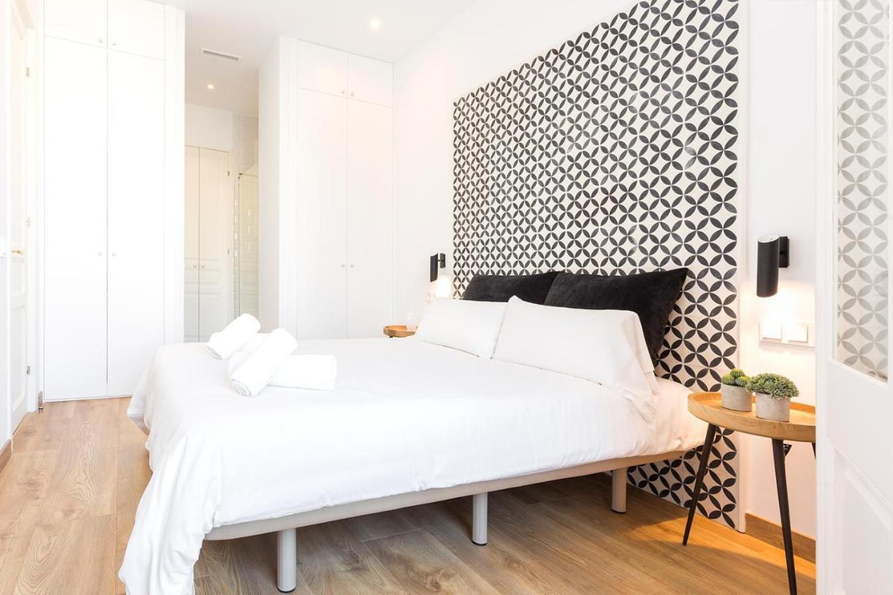 Cozy Apartment Close To Passeig De Gracia Barcelona Luaran gambar